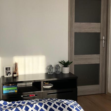 Sm Pokoj Przy Rondzie Daszynskiego Varsovia Exterior foto