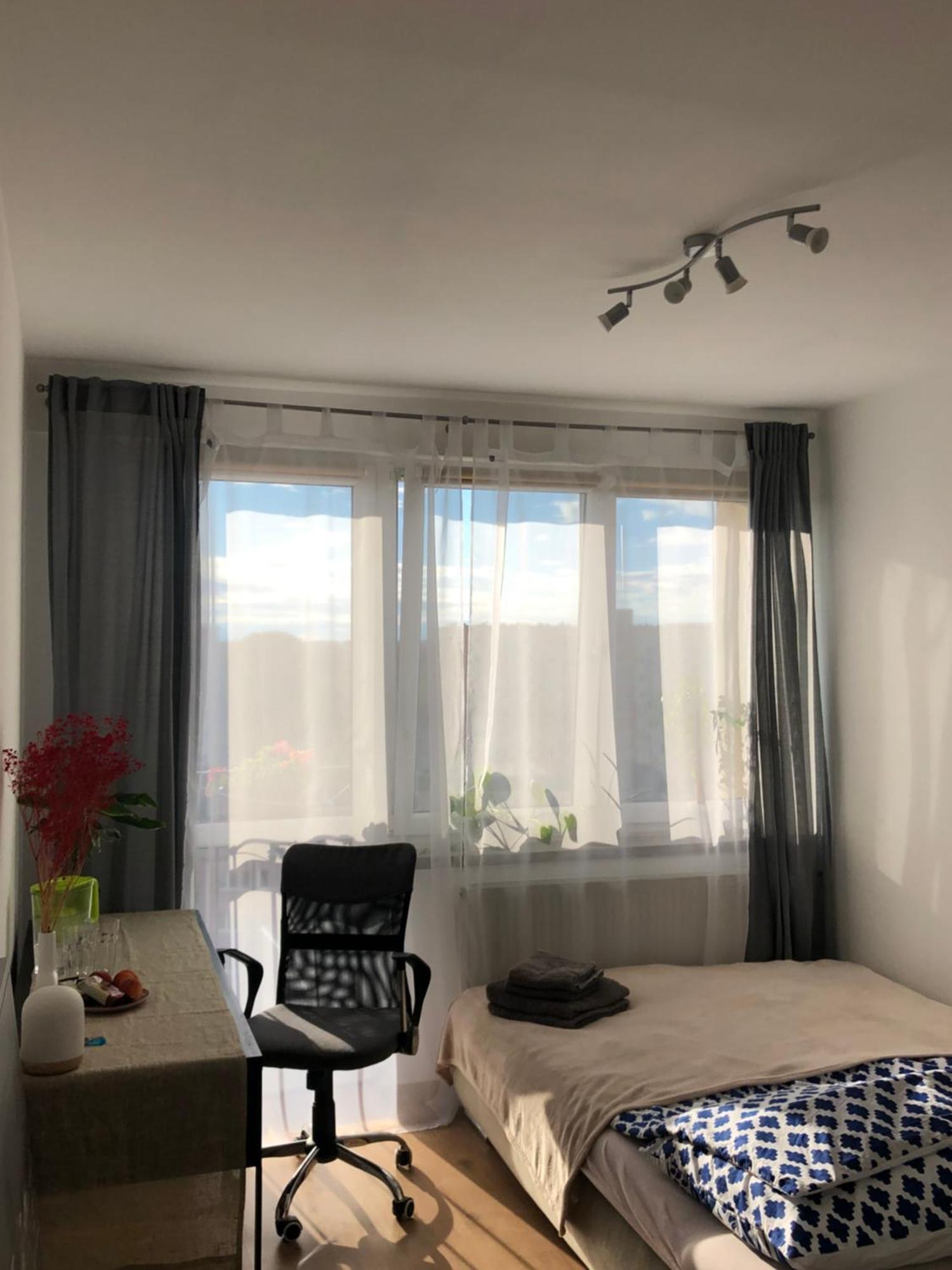 Sm Pokoj Przy Rondzie Daszynskiego Varsovia Exterior foto